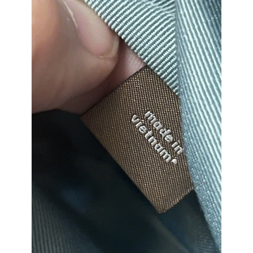 Coach new pebble